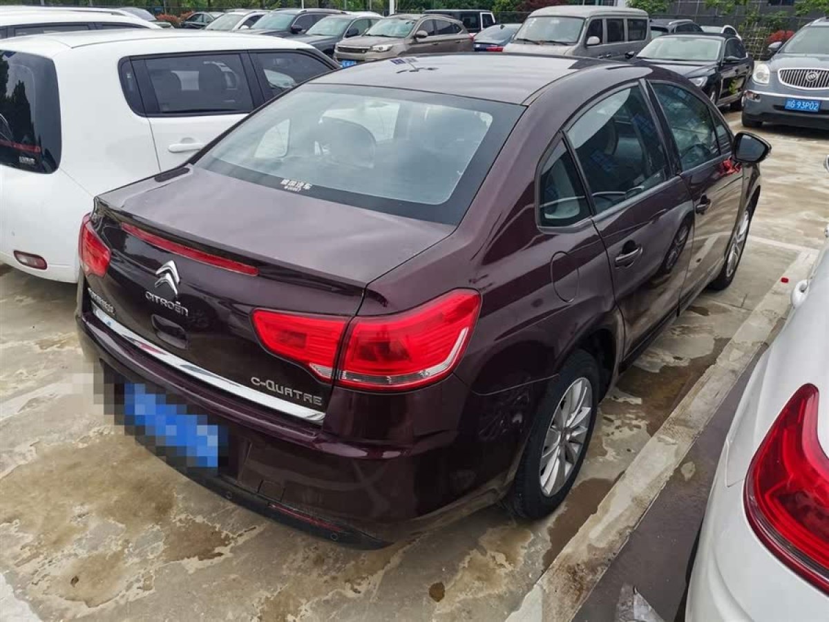 雪鐵龍 世嘉  2013款 三廂 1.6L 手動品尚型圖片