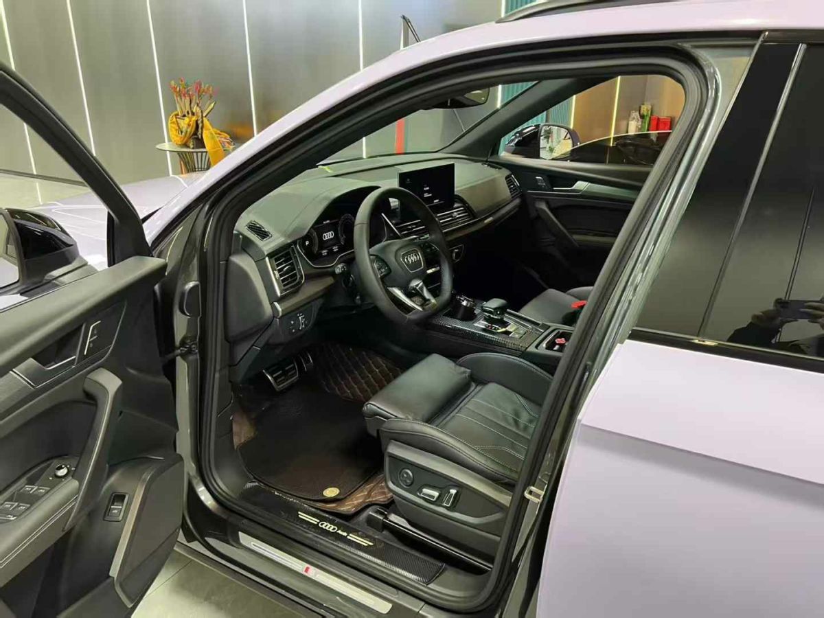 奧迪 奧迪Q5 e-tron  2024款 50 e-tron quattro 光耀型 機(jī)甲套裝圖片