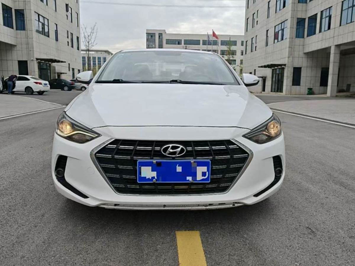 現(xiàn)代 領(lǐng)動  2019款 1.5L CVT智炫?精英型圖片