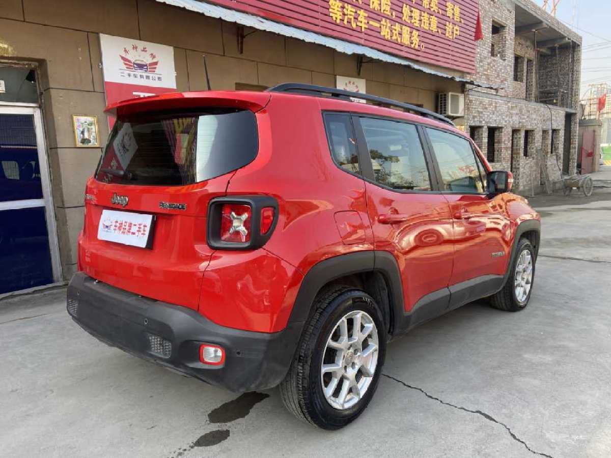 Jeep 自由俠  2018款 互聯(lián)大屏版 180T 自動(dòng)高能版圖片