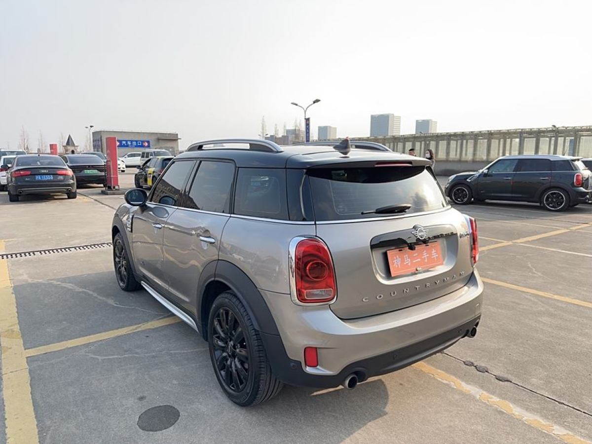 MINI COUNTRYMAN  2019款 2.0T COOPER S ALL4 經(jīng)典派圖片