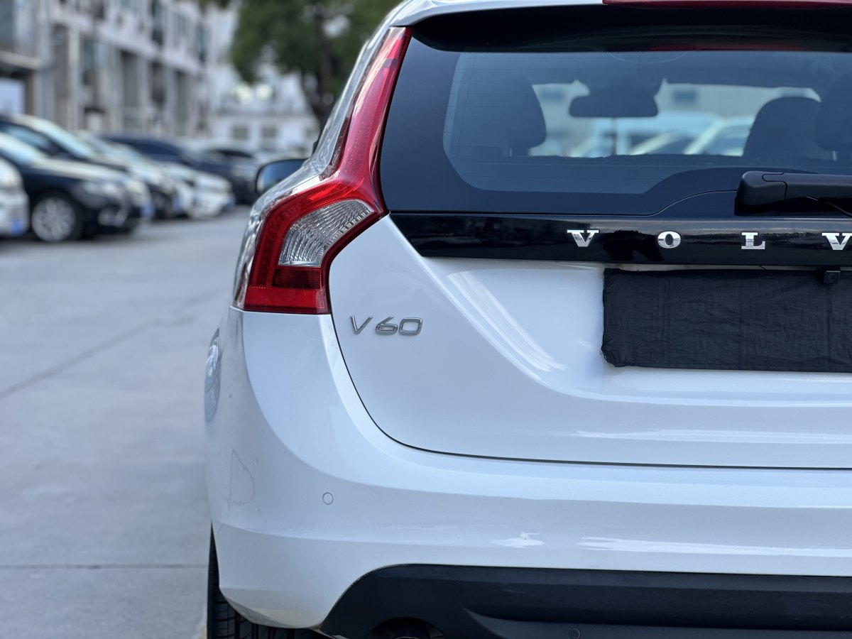 沃爾沃 V60  2013款 T5 舒適版圖片