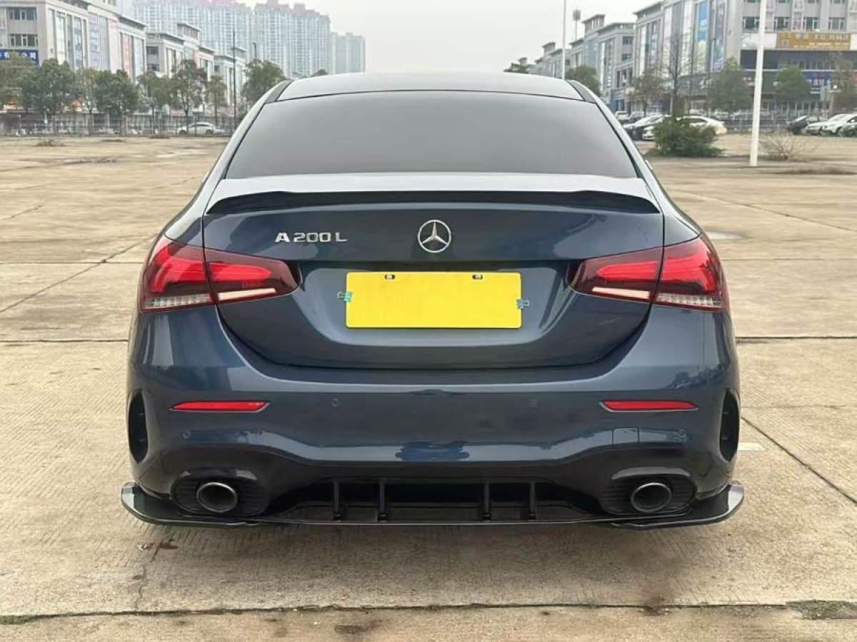 2020年7月奔馳 奔馳A級(jí)AMG  2024款 改款 AMG A 35 4MATIC