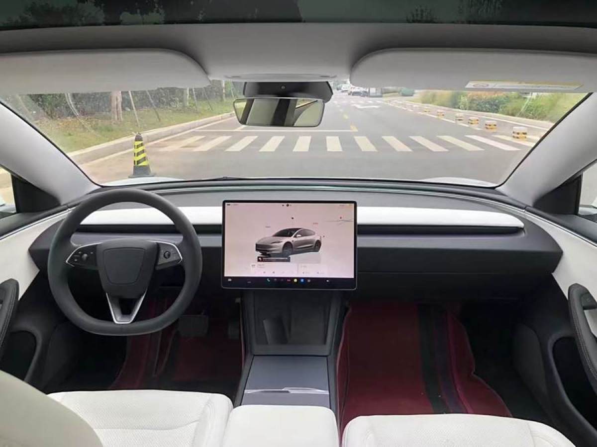 特斯拉 Model Y  2023款 后輪驅(qū)動版圖片