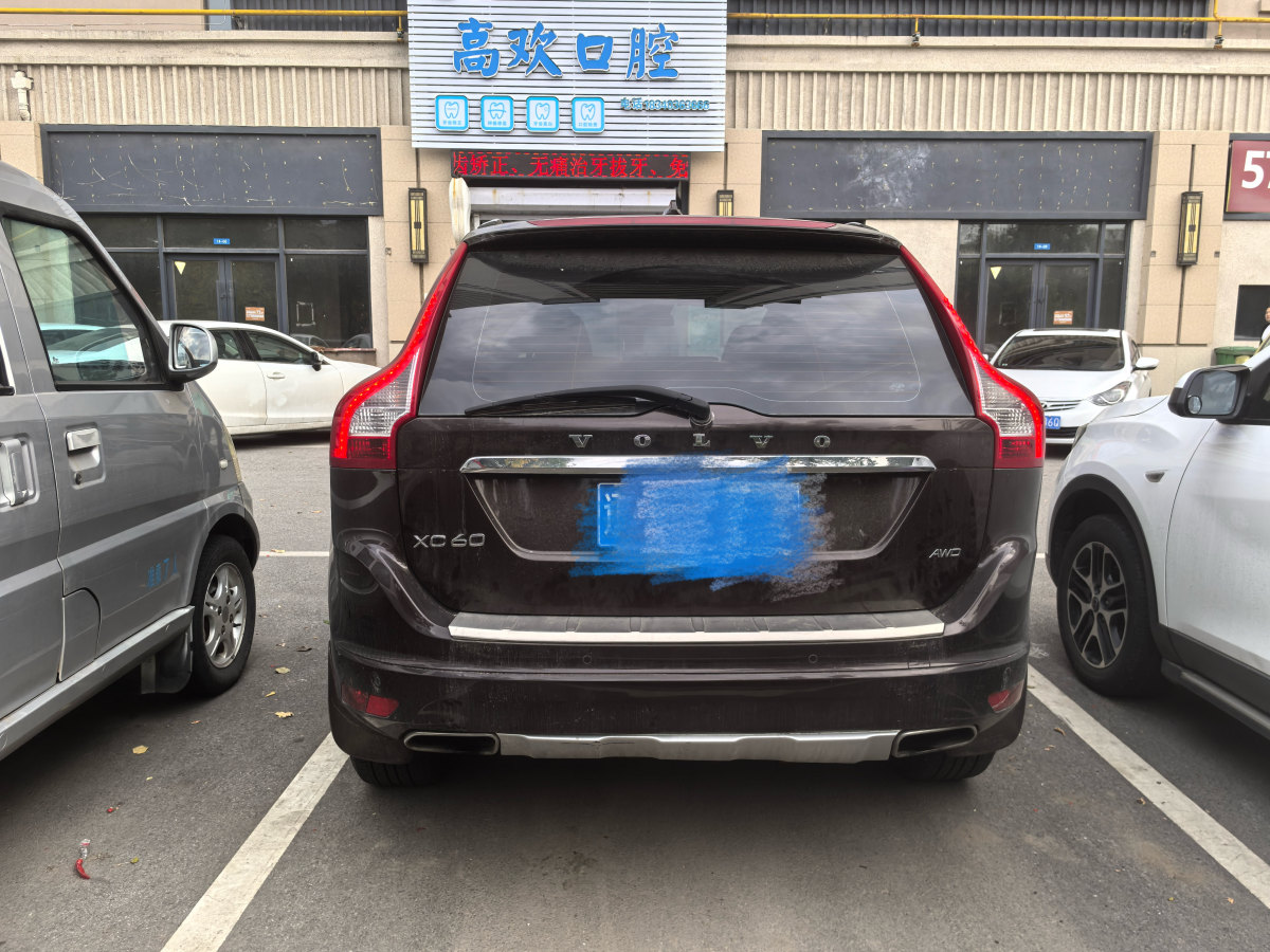 2017年3月沃爾沃 XC60  2017款 T5 AWD 智進版