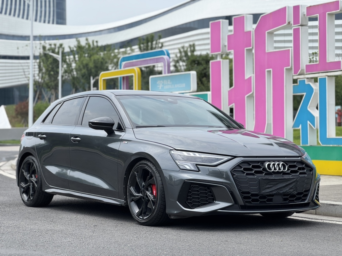 奧迪 奧迪A3  2022款 Sportback 35 TFSI 豪華運(yùn)動(dòng)型圖片
