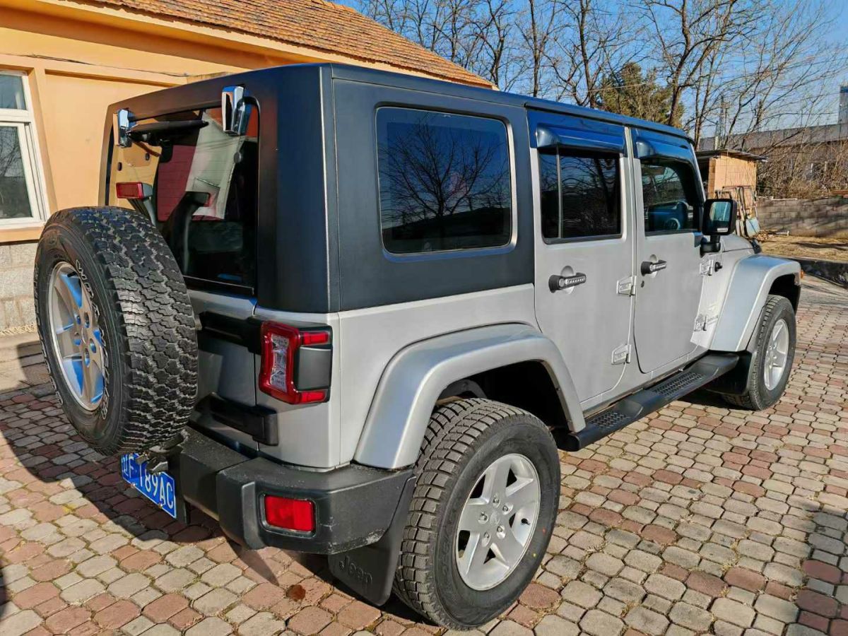 Jeep 牧馬人  2009款 3.8L Rubicon 兩門版圖片