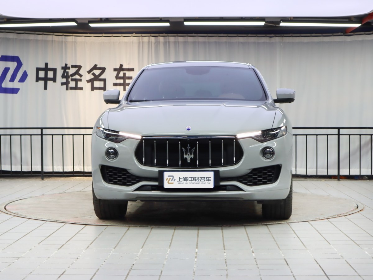 瑪莎拉蒂 Levante  2018款 3.0T 350Hp 標(biāo)準(zhǔn)版圖片