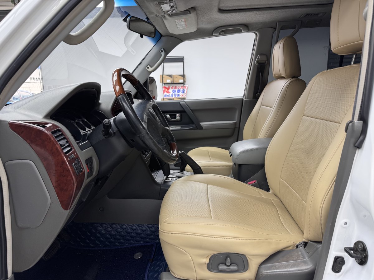 三菱 帕杰羅  2004款 V73 3.0L GLS圖片