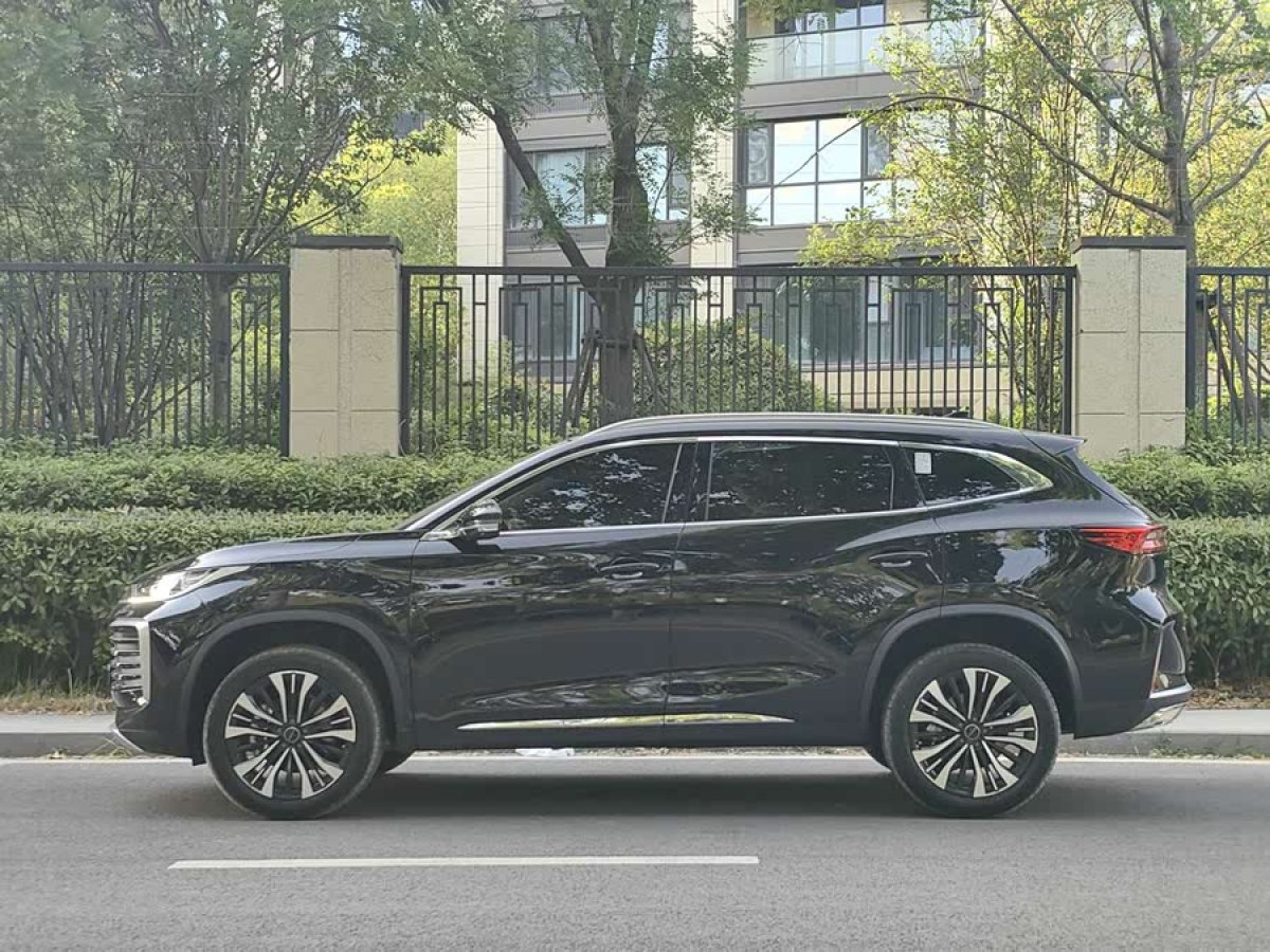 星途 星途TXL  2024款 300T 兩驅(qū)王者版圖片