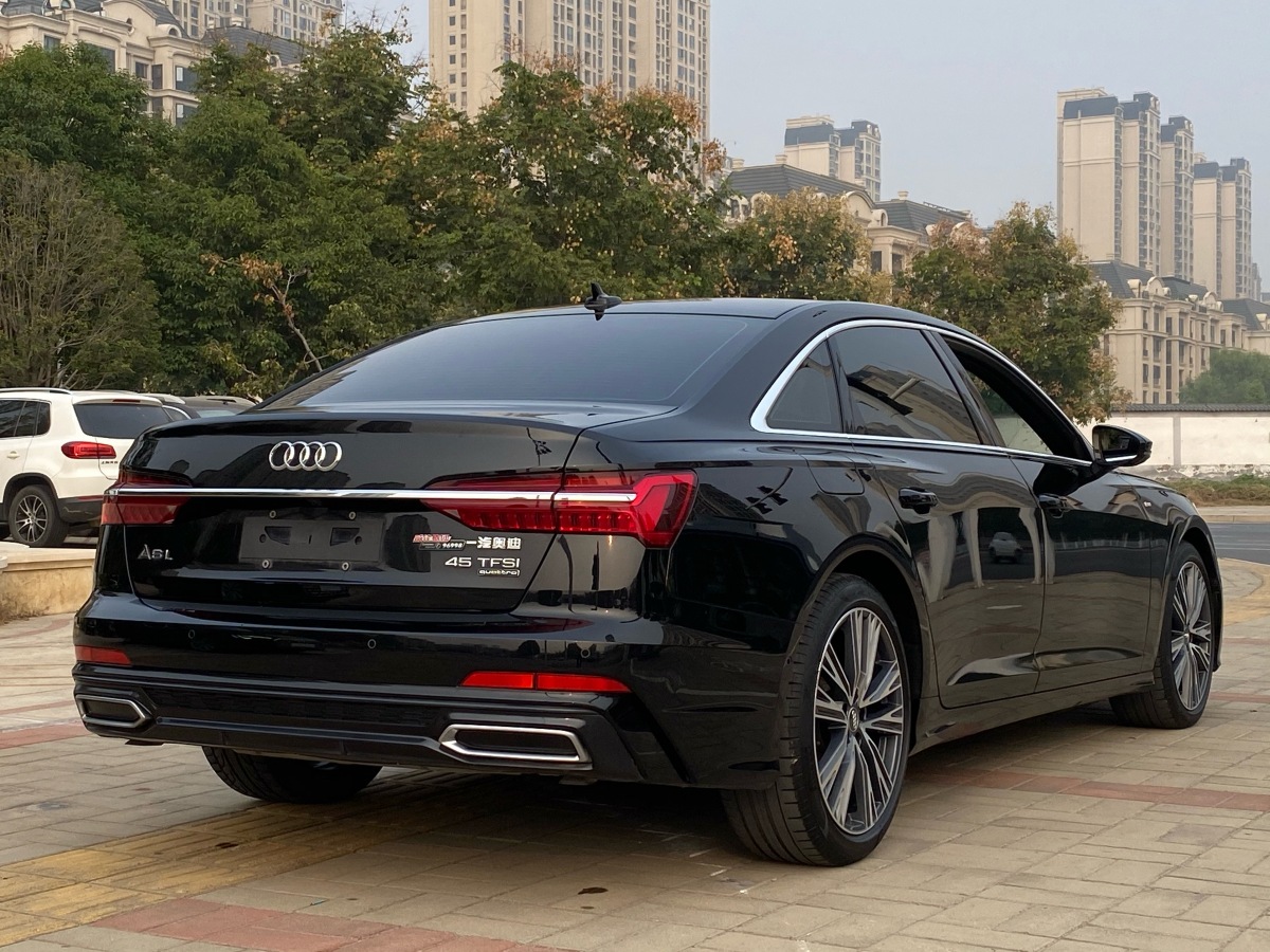 奧迪 奧迪A6L  2021款 45 TFSI quattro 臻選動(dòng)感型圖片