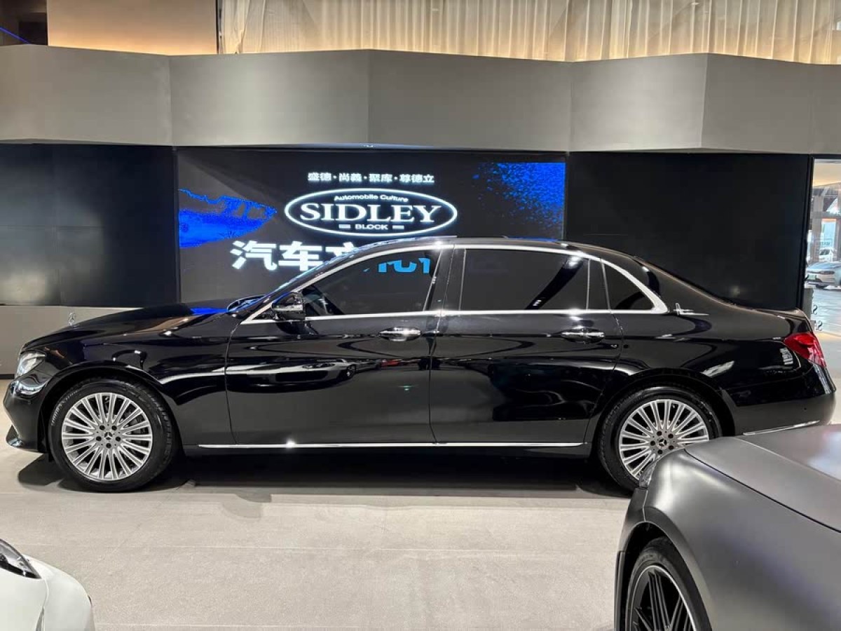 奔馳 奔馳E級  2020款 改款 E 300 L 時尚型圖片