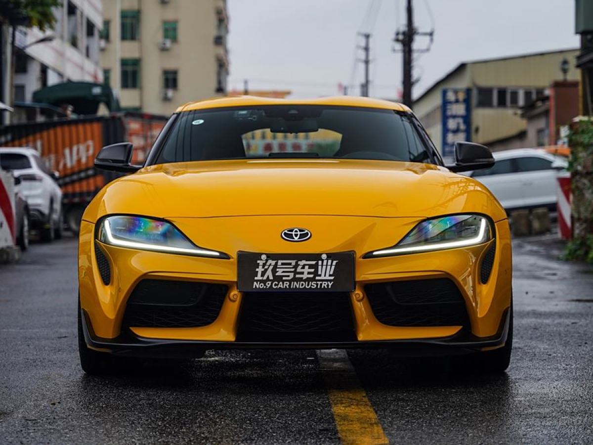 豐田 SUPRA  2022款 改款 GR SUPRA 3.0T 標(biāo)準(zhǔn)型圖片