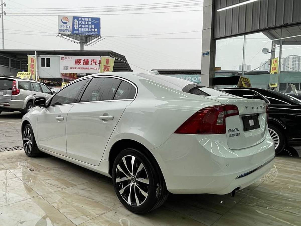 沃爾沃 S60  2014款 改款 T5 個性運動版圖片