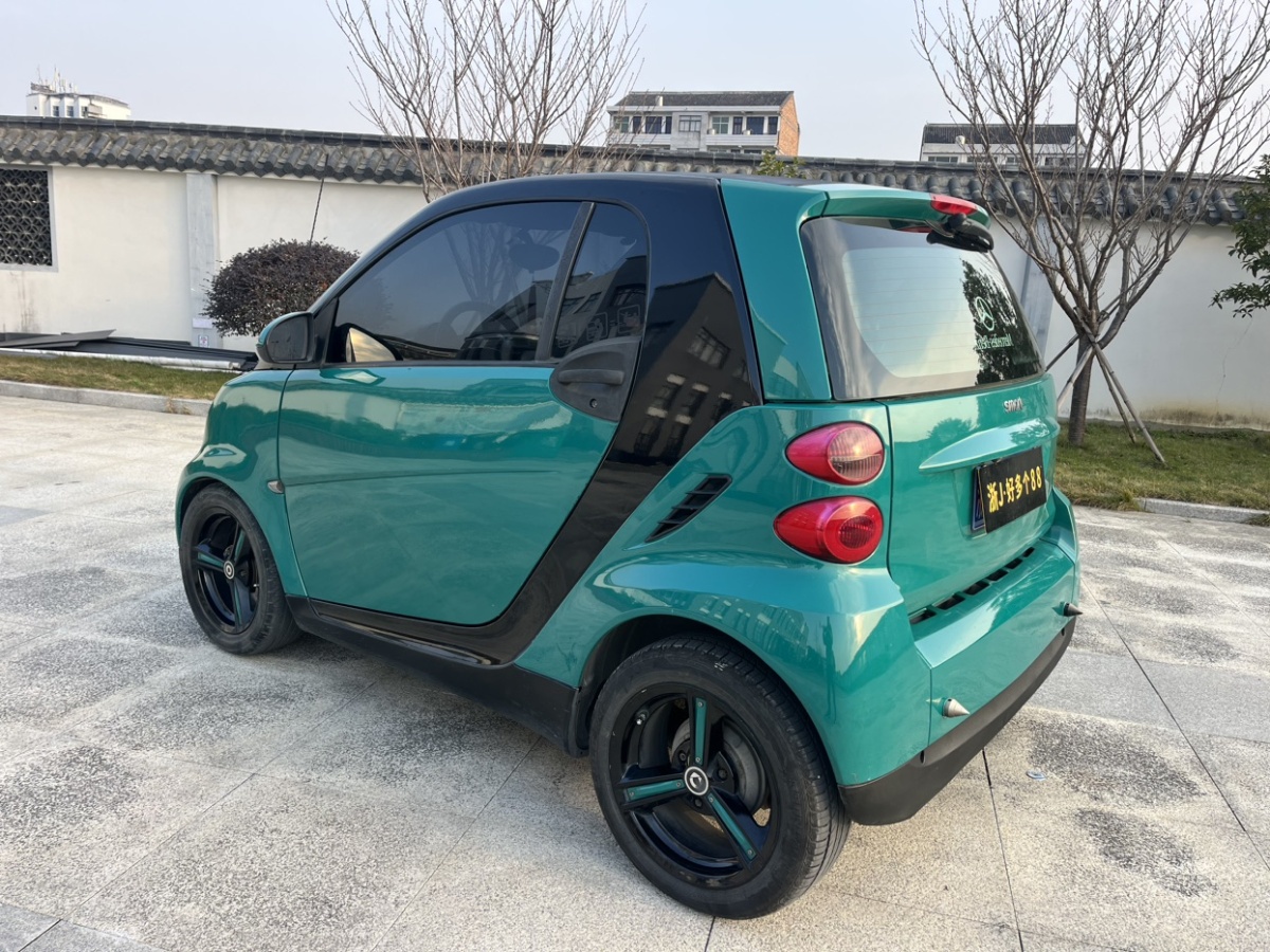 smart fortwo  2011款 1.0 MHD 科比特別版圖片