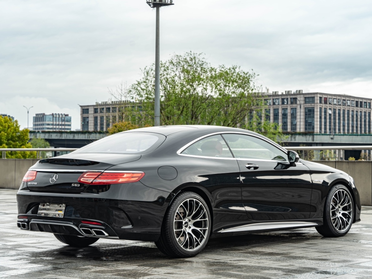 2017年10月奔驰 奔驰S级AMG  2016款 AMG S 63 L 4MATIC