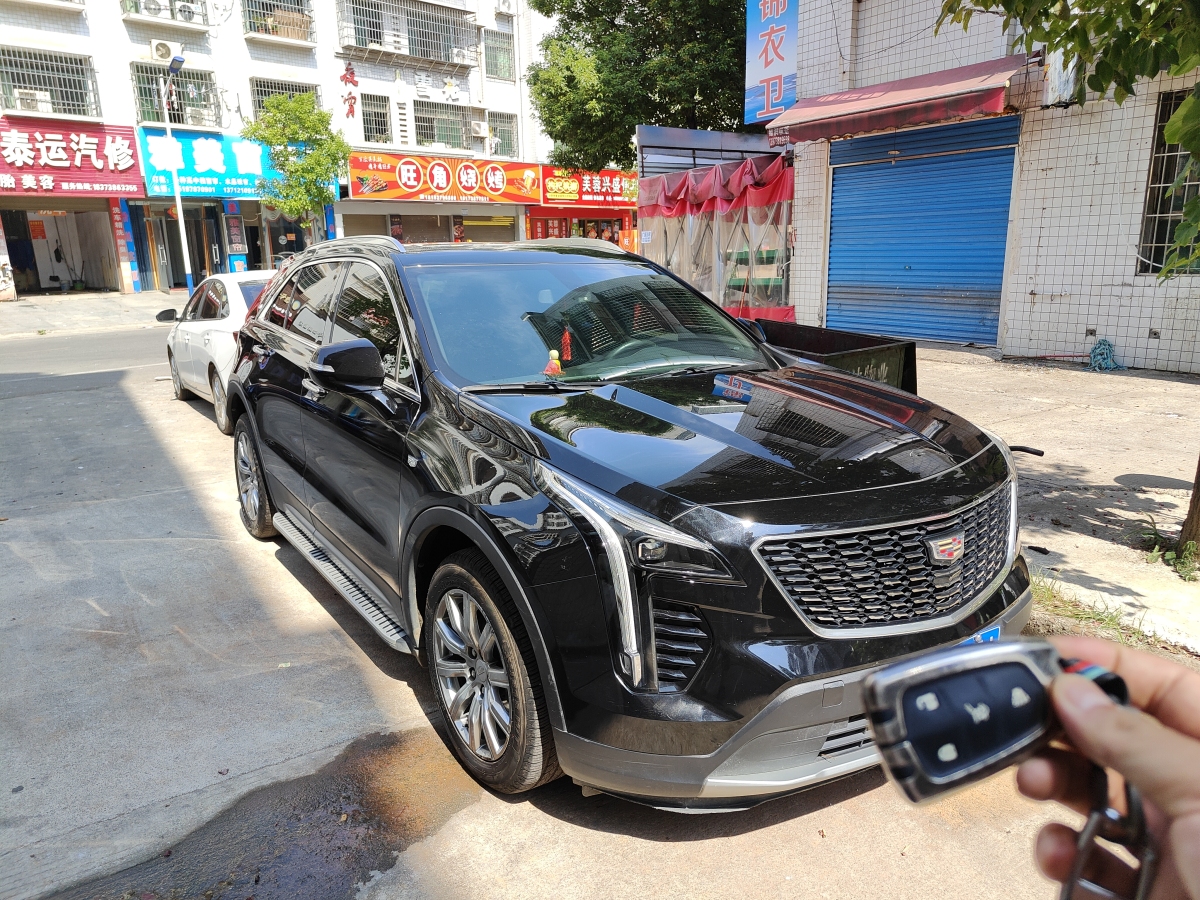 凯迪拉克 XT4  2021款 28T 两驱领先型图片