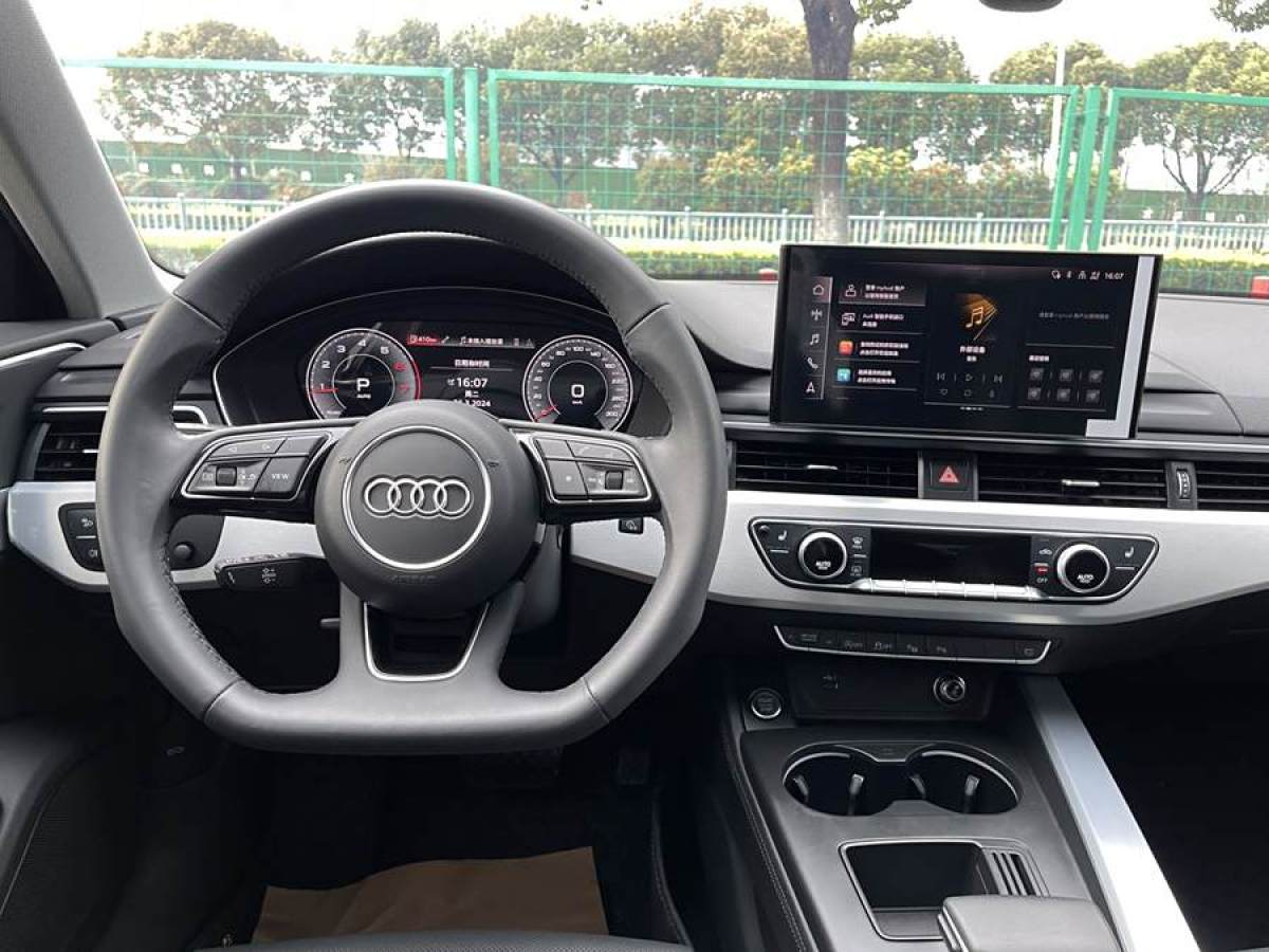 奧迪 奧迪A4L  2022款 40 TFSI 豪華動感型圖片