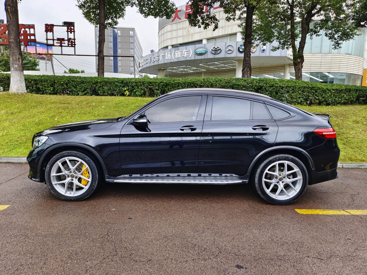 奔馳 奔馳GLC轎跑 AMG  2017款 AMG GLC 43 4MATIC 轎跑SUV圖片