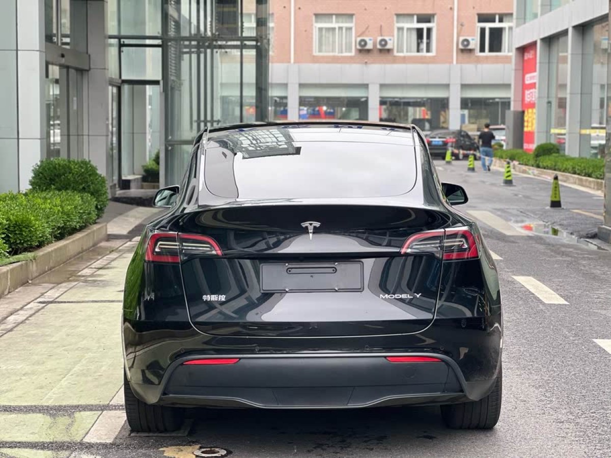 特斯拉 Model Y  2021款 長續(xù)航全輪驅動版 3D7圖片