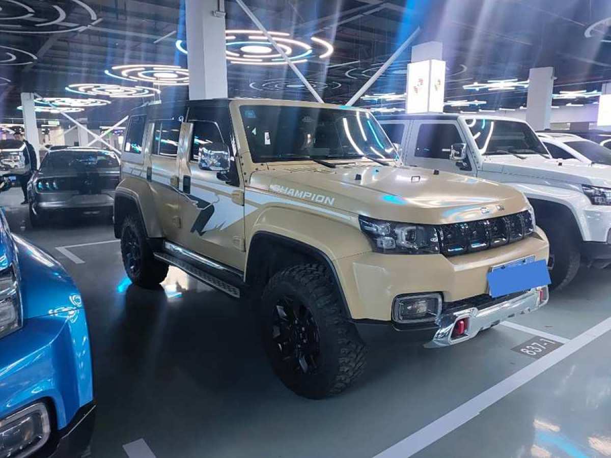 北京 BJ40  2019款  2.3T 自動四驅(qū)環(huán)塔冠軍版 國VI圖片