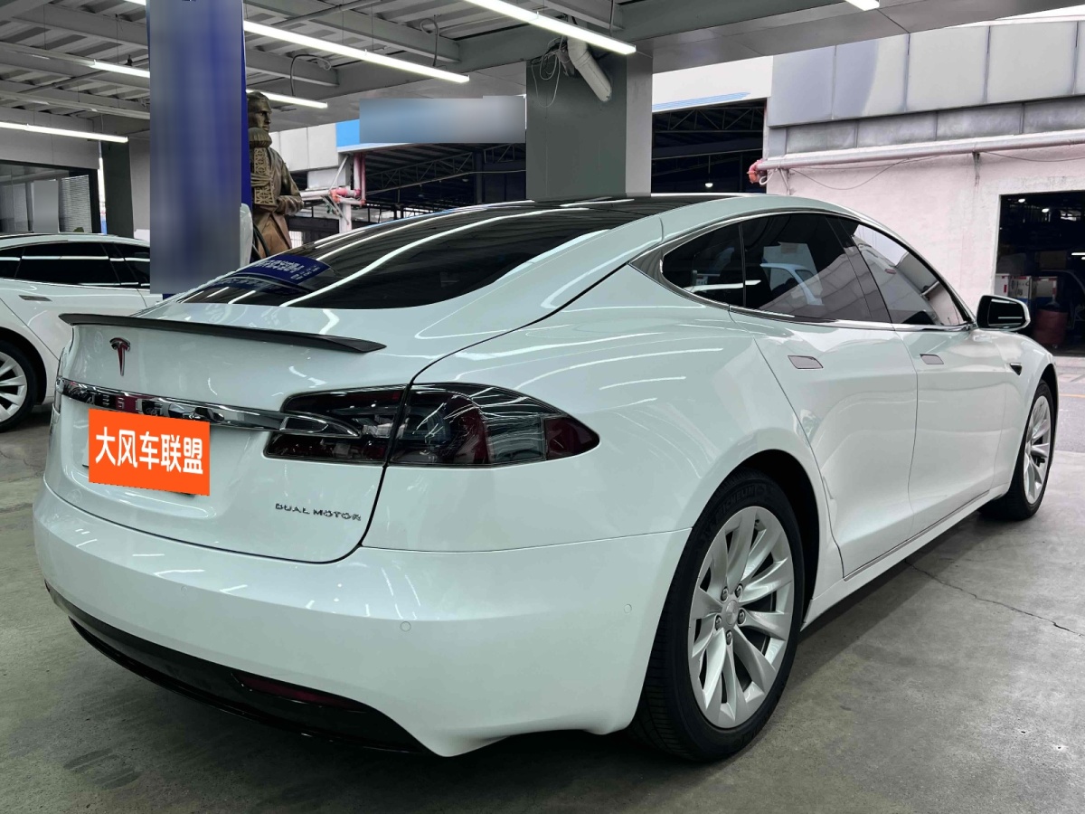 特斯拉 Model S  2019款 長續(xù)航版圖片