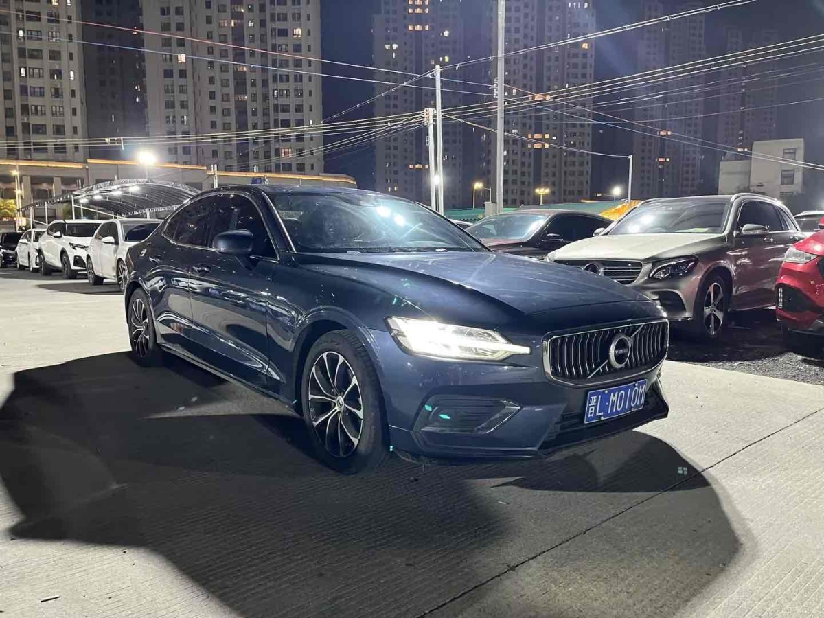 2021年3月沃爾沃 S60  2017款 L 2.0T T4 智遠(yuǎn)版