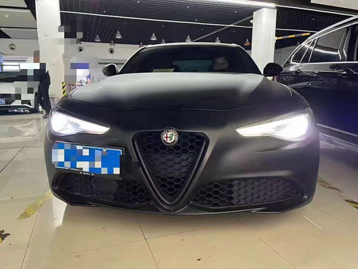 阿爾法·羅密歐 Giulia  2017款 2.0T 200HP 豪華版圖片