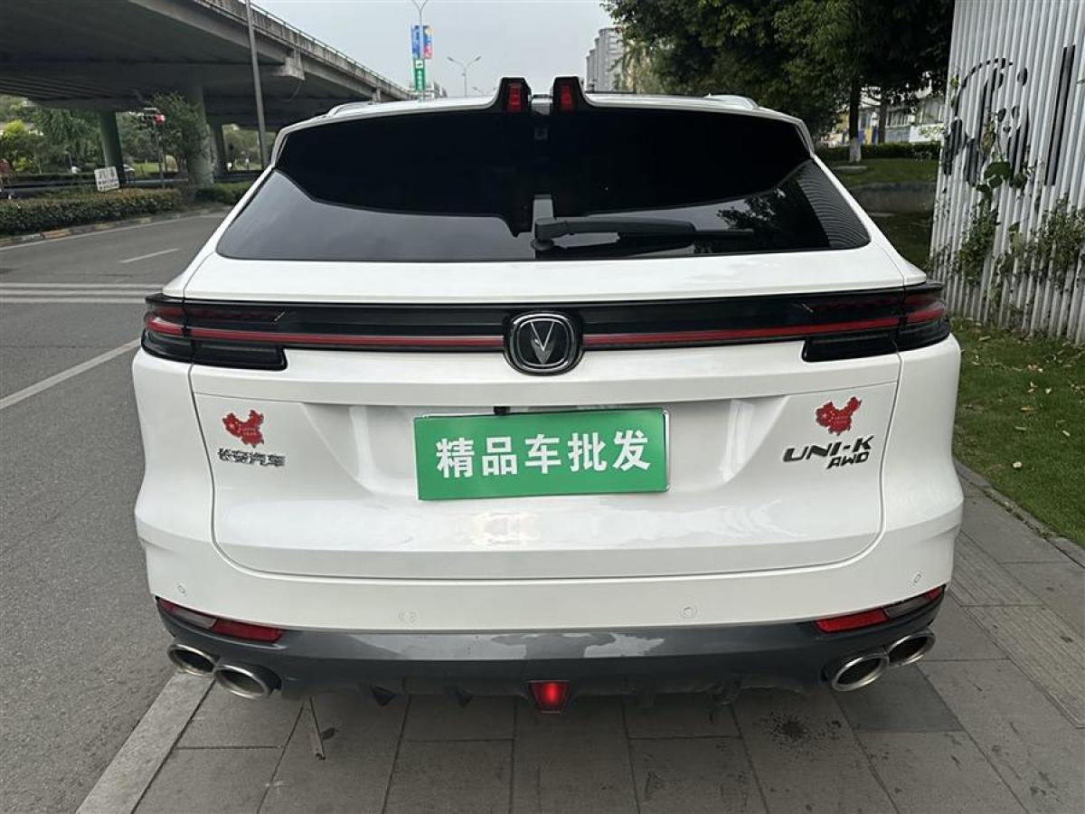 長(zhǎng)安 長(zhǎng)安UNI-K  2021款 2.0T 豪華型圖片