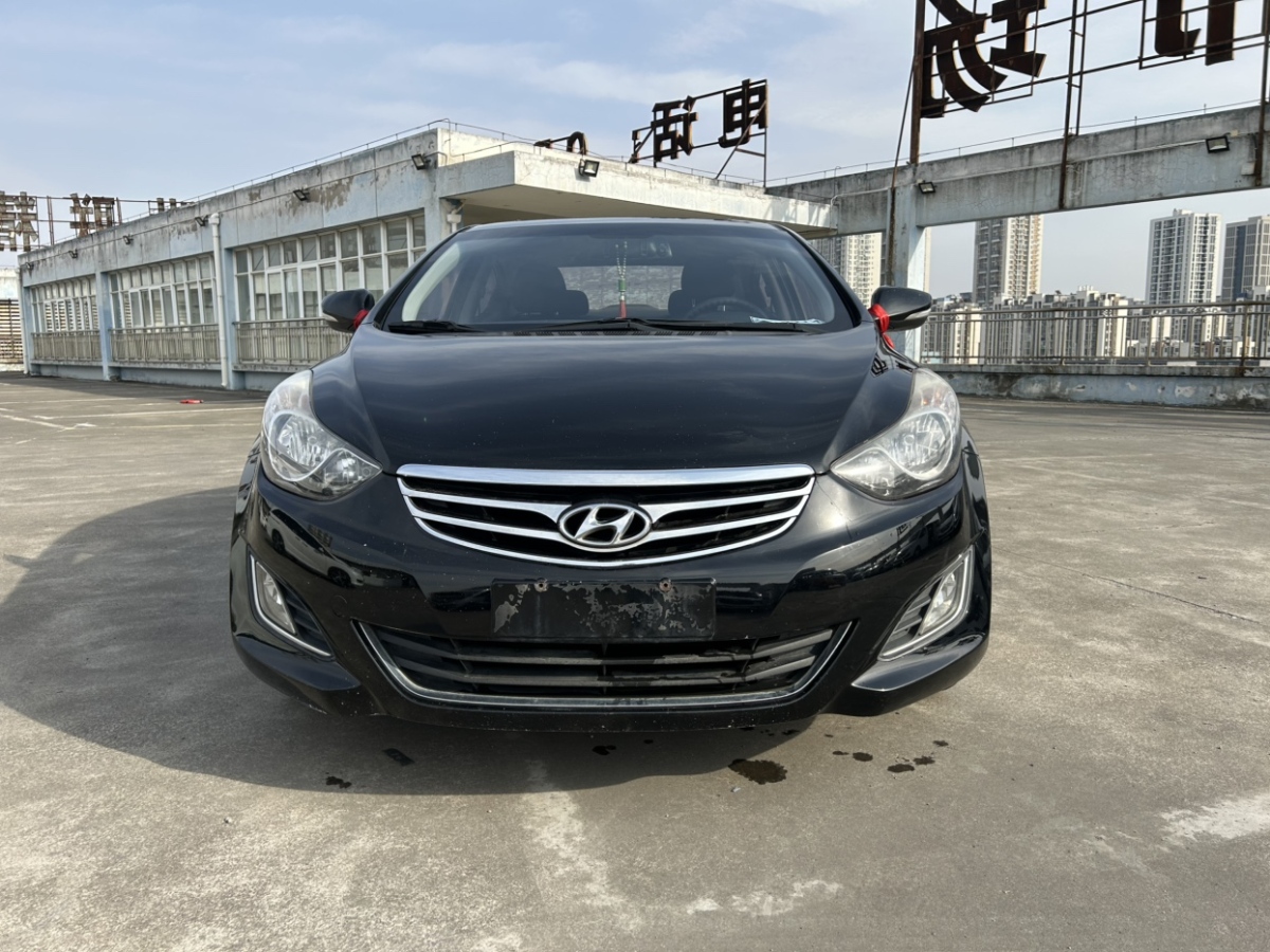 現(xiàn)代 朗動  2013款 1.6L 自動領(lǐng)先型圖片