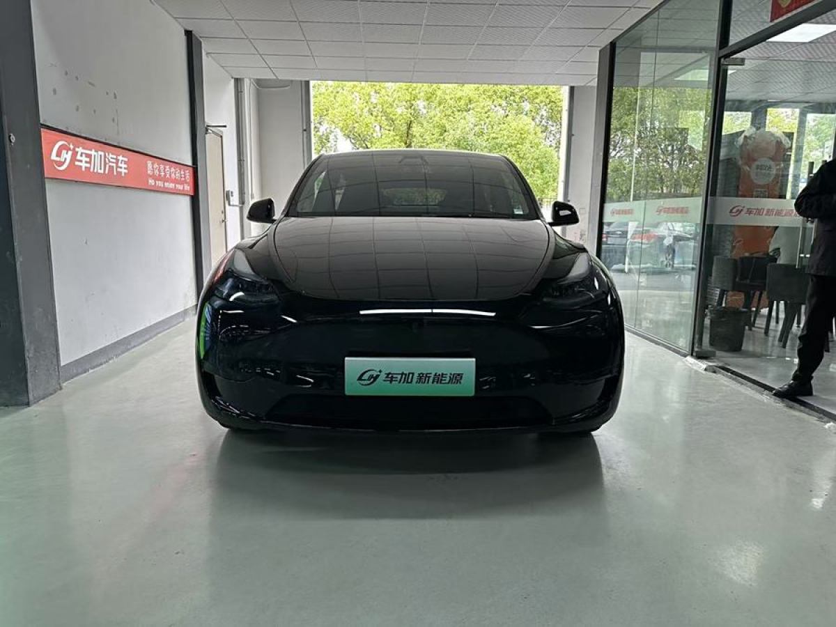 特斯拉 Model 3  2022款 后輪驅(qū)動(dòng)版圖片