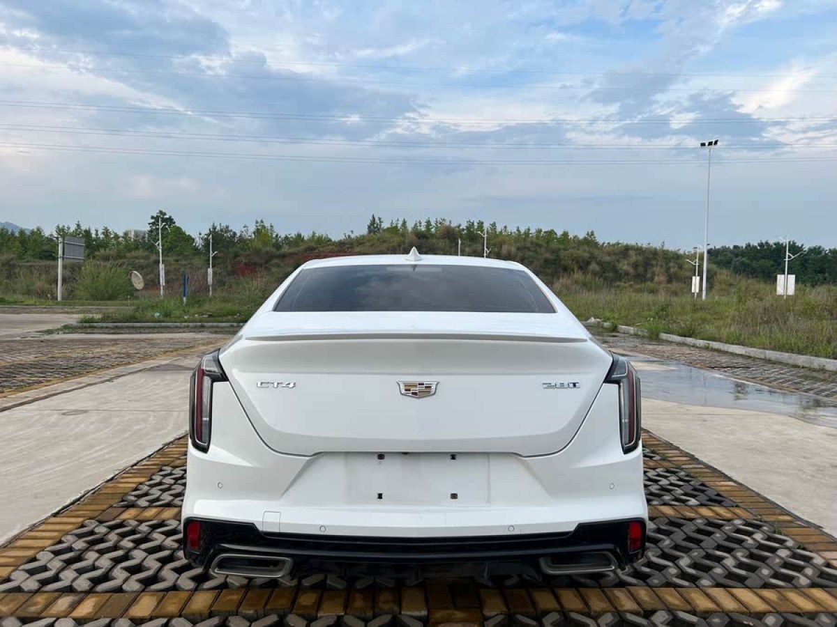 凱迪拉克 CT4  2020款 28T 時(shí)尚型圖片