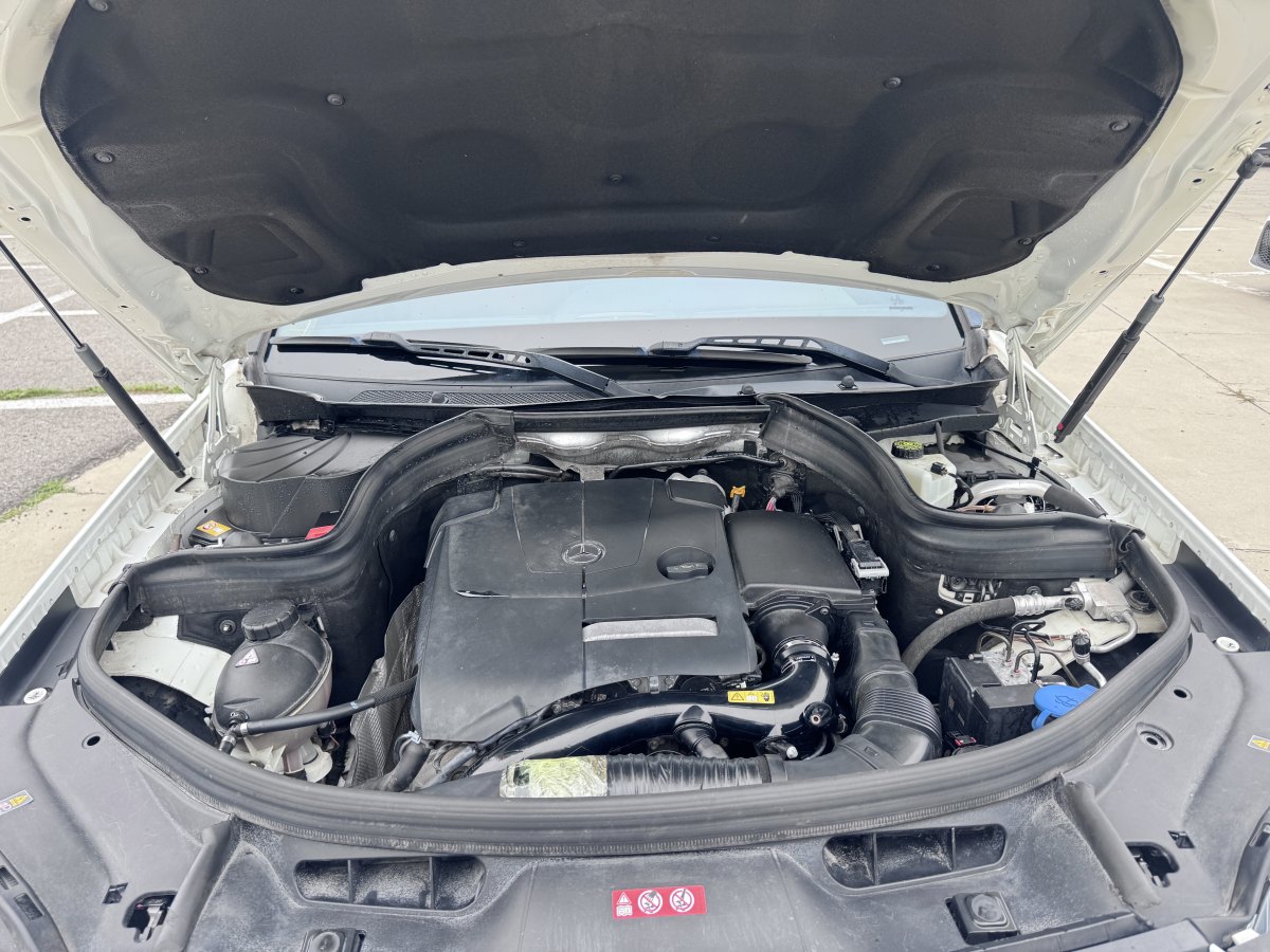 奔馳 奔馳GLK級(jí)  2015款 GLK 260 4MATIC 時(shí)尚型 極致版圖片