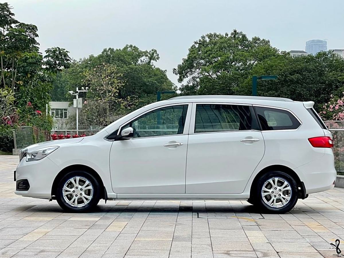 海馬 福美來MPV  2017款 七座版 1.5T 手動適?悅型圖片