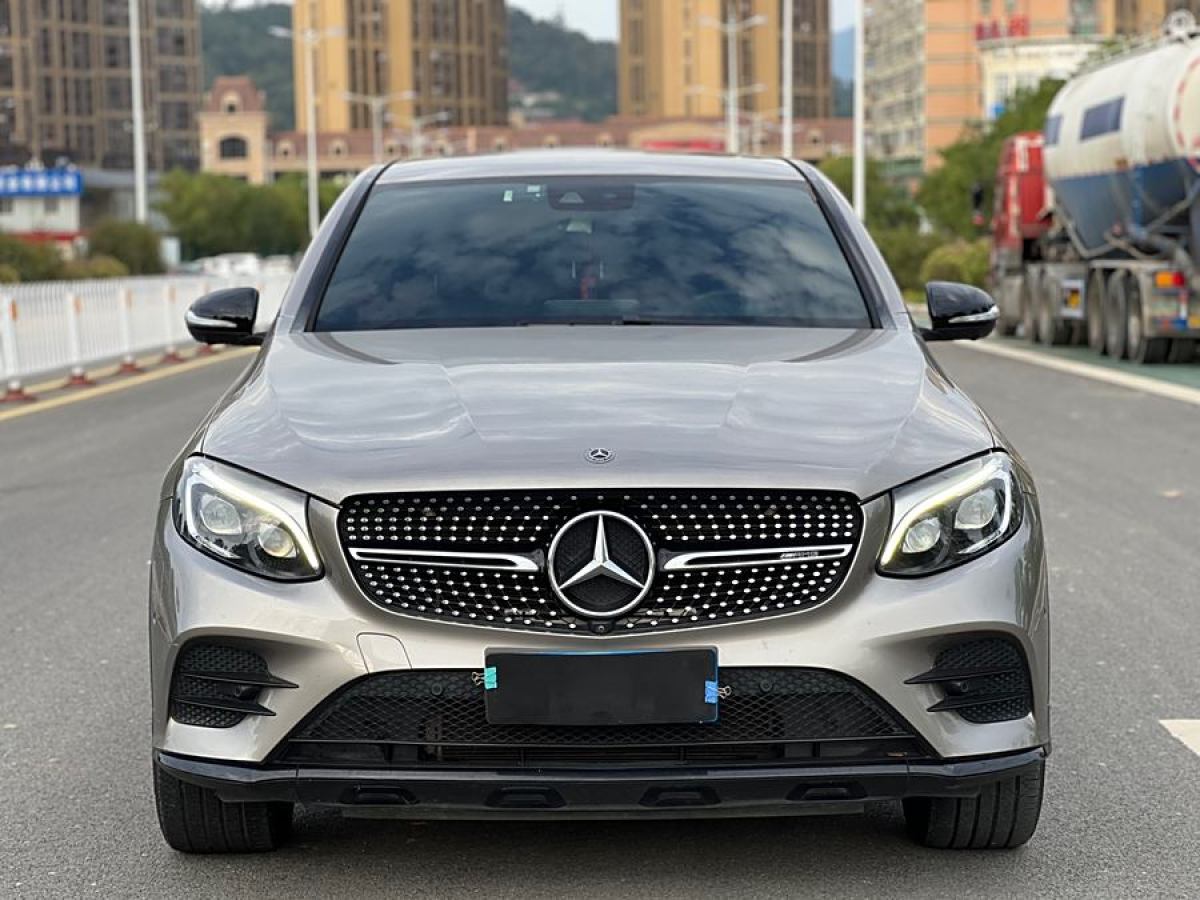 2019年3月奔馳 奔馳GLC轎跑 AMG  2017款 AMG GLC 43 4MATIC 轎跑SUV