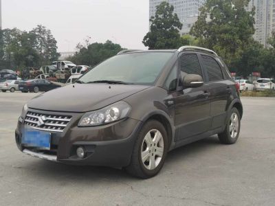 2013年12月 鈴木 天語 SX4 1.6L 酷銳靈動(dòng)型圖片