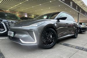 智己LS7 智己 100kWh Pro四驱版