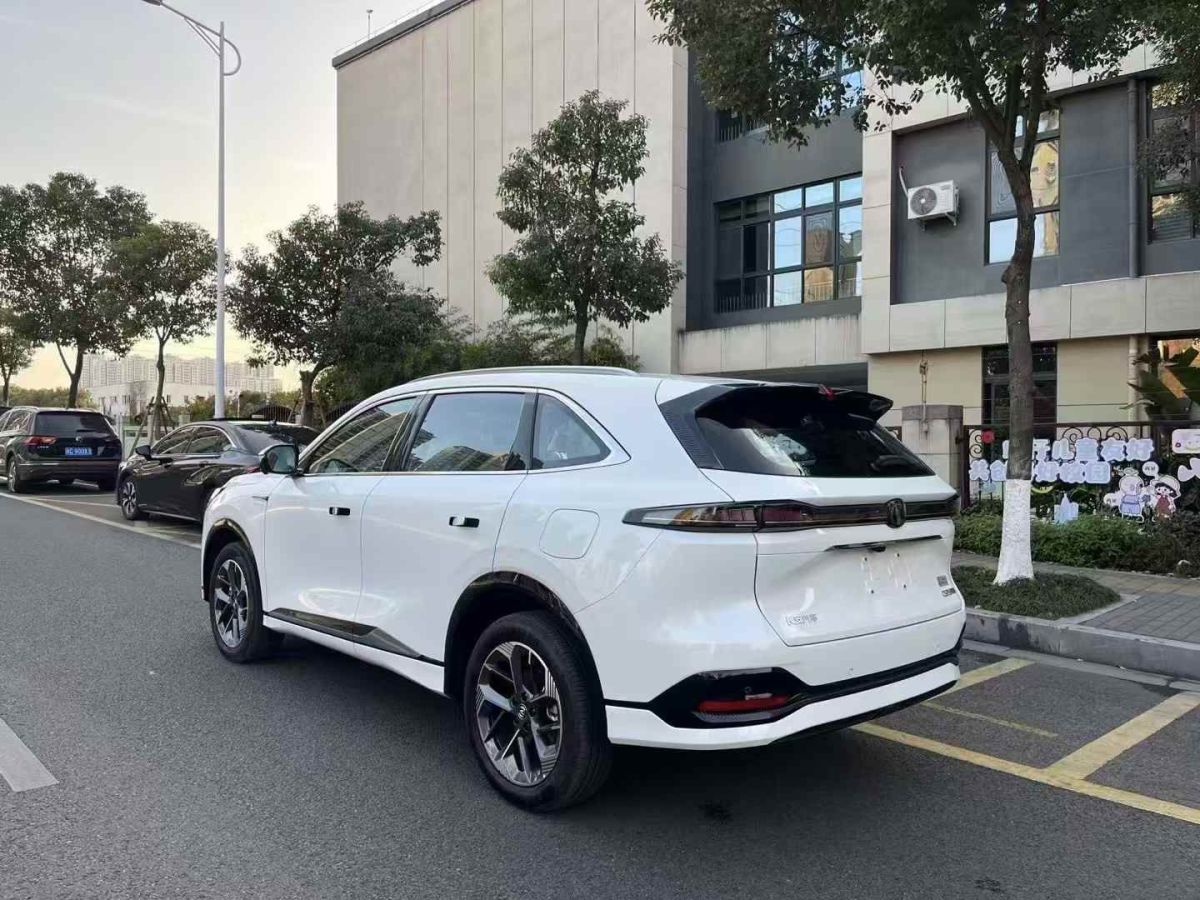 長(zhǎng)安 CS75 PLUS  2025款 第四代 1.5T 新藍(lán)鯨 尊享型圖片