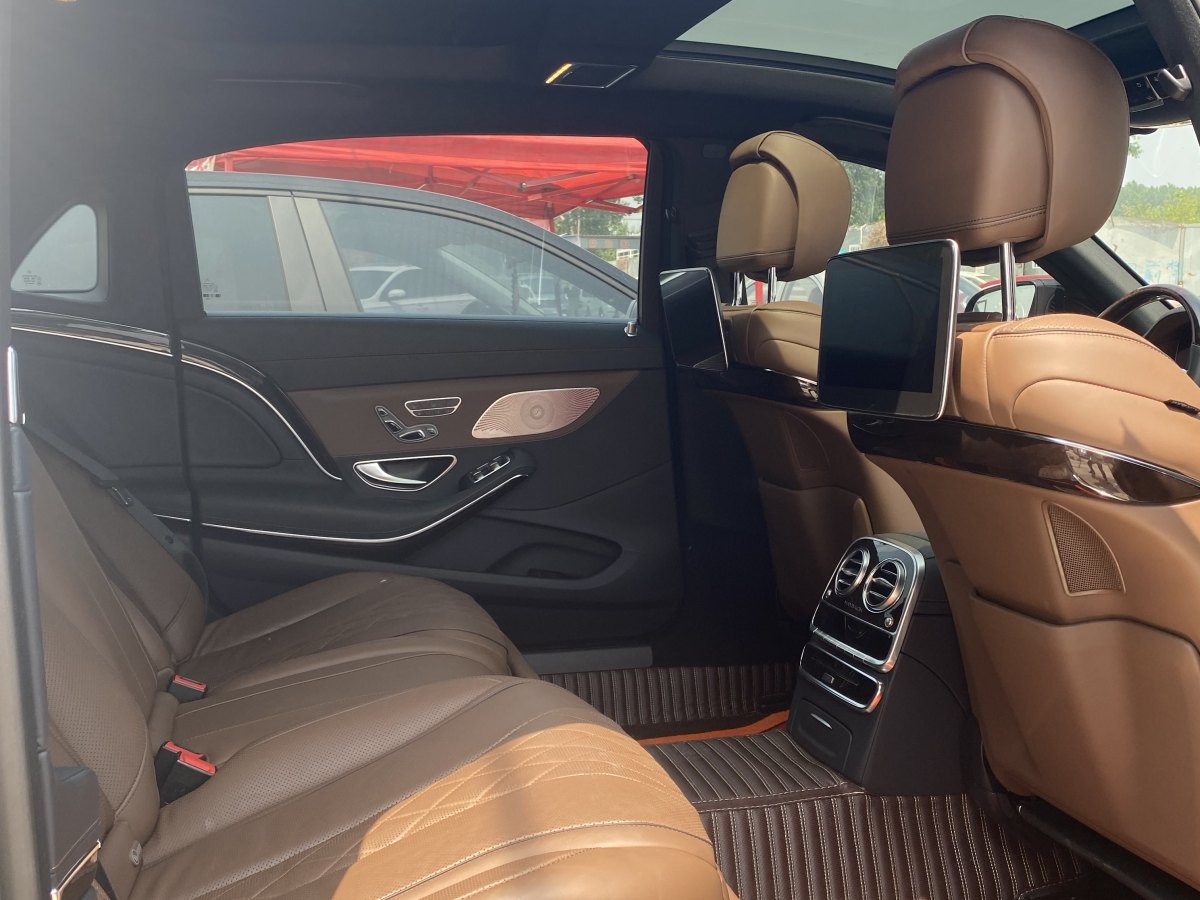 2019年9月奔驰 迈巴赫S级  2019款  改款 S 450 4MATIC