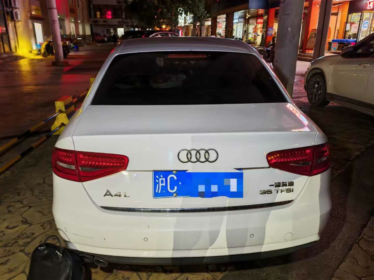 奧迪 奧迪A4L  2015款 A4L 1.8TFSI 30TFSI 舒適型圖片