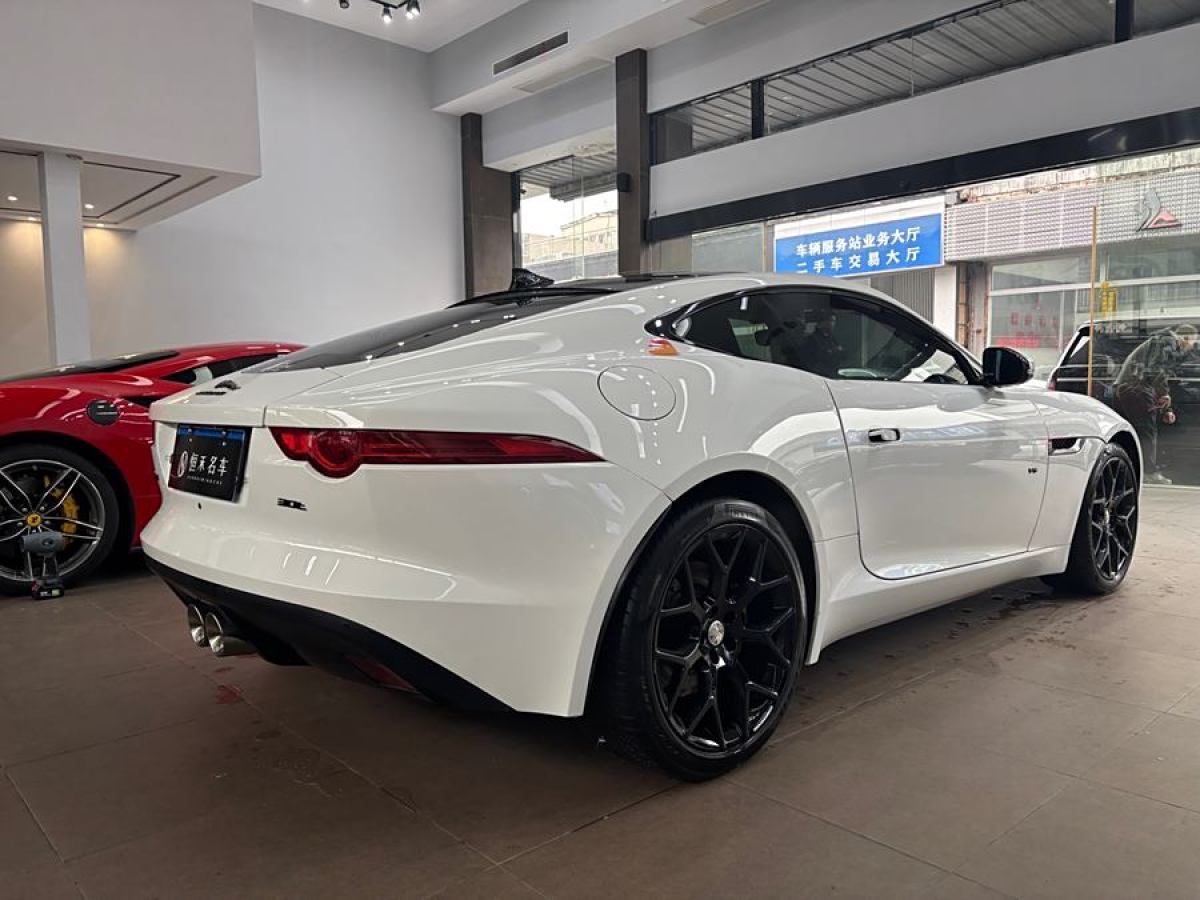 捷豹 F-TYPE  2016款 3.0T 硬頂版圖片