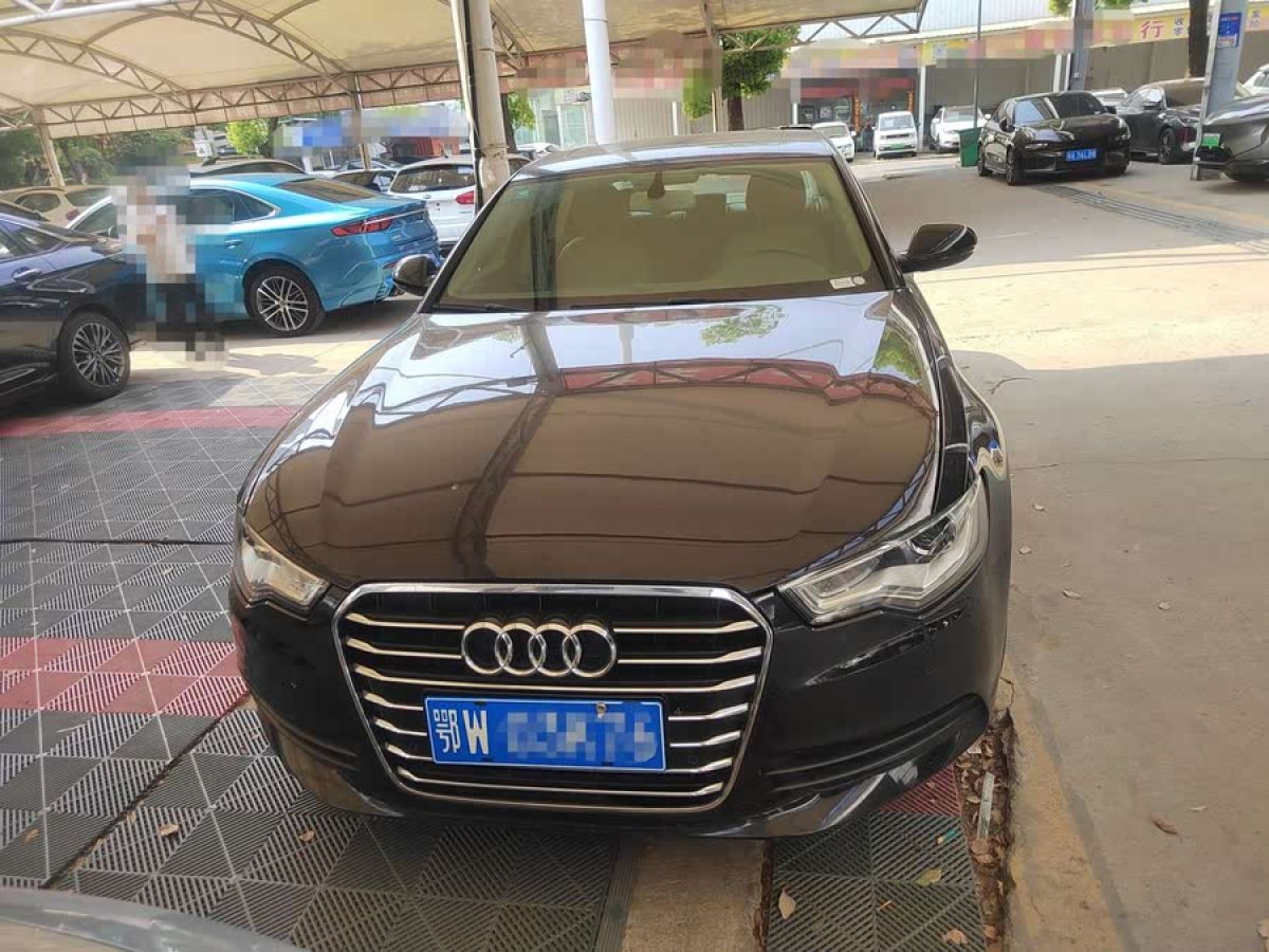 奧迪 奧迪A6L  2014款 TFSI 標(biāo)準(zhǔn)型圖片