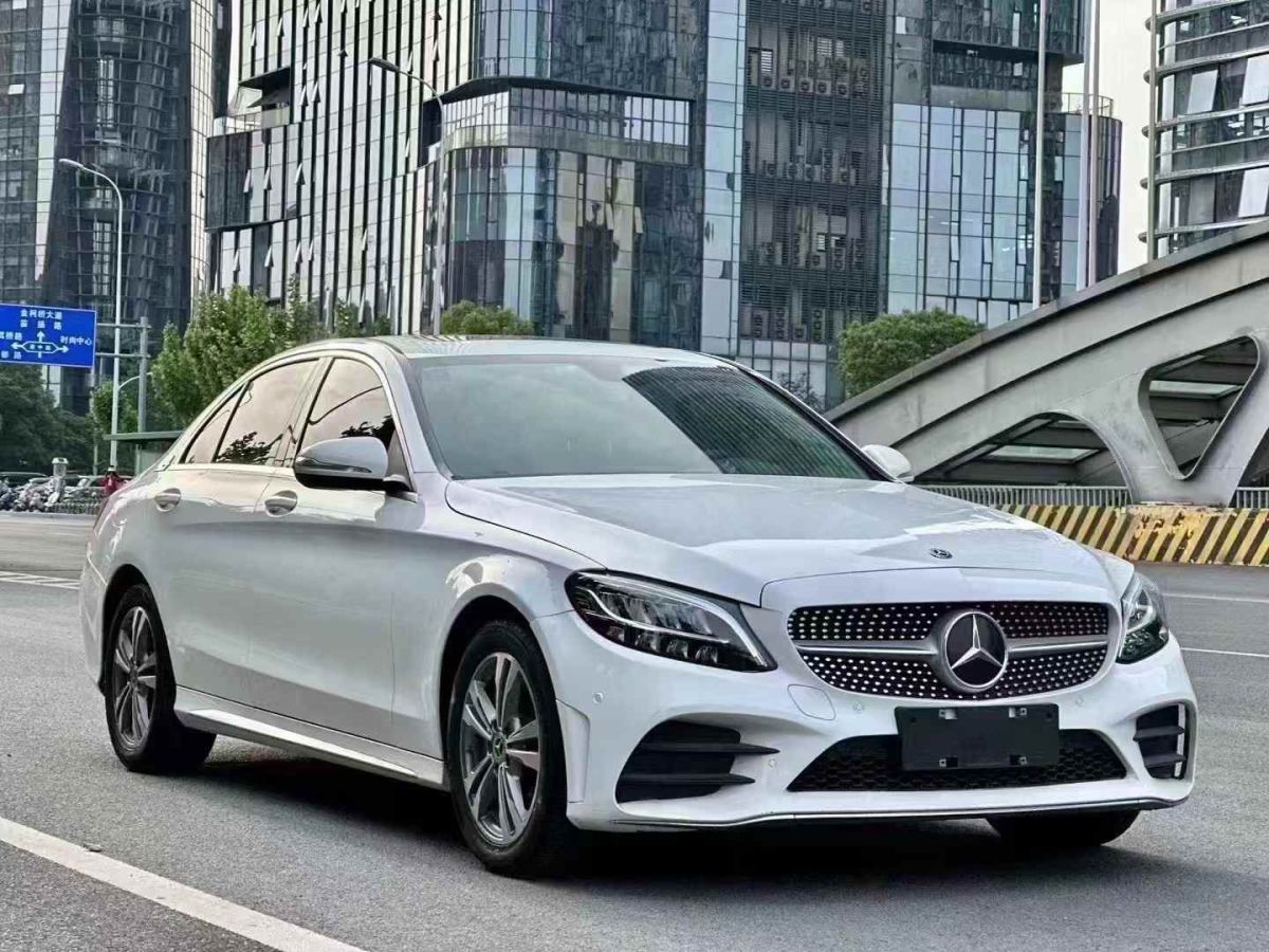 奔馳 奔馳C級(jí)  2020款 C 300 L圖片