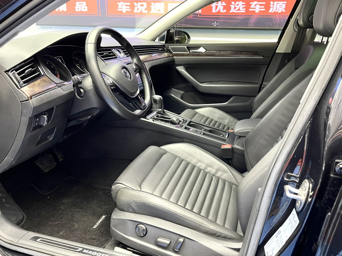 大眾 邁騰  2018款 330TSI DSG 領(lǐng)先型圖片