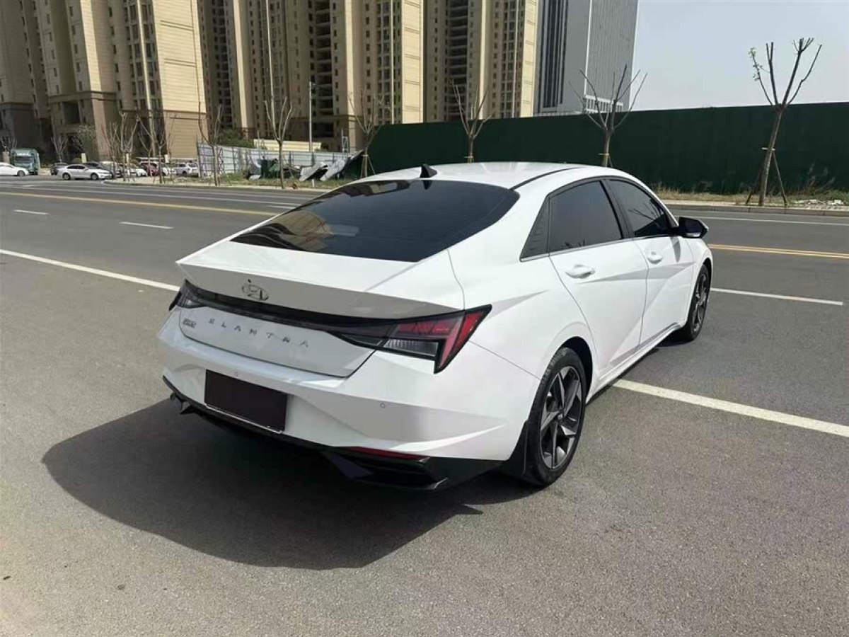 現(xiàn)代 伊蘭特  2022款 1.5L CVT GLS領(lǐng)先版圖片