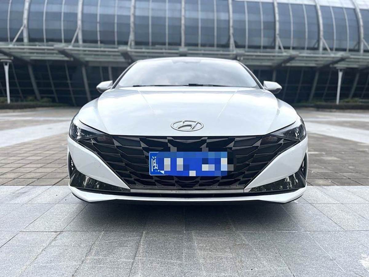 2022年1月現(xiàn)代 伊蘭特  2021款 1.5L LUX尊貴版