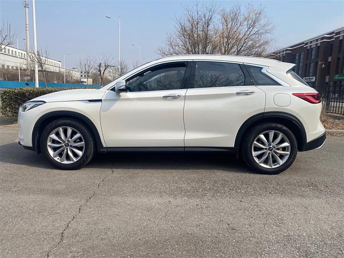 英菲尼迪 QX50  2018款 2.0T 四驅(qū)菁英版圖片