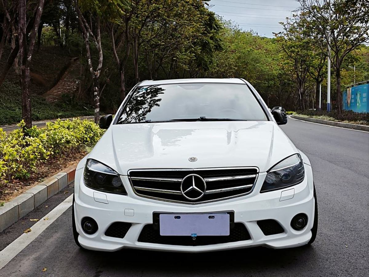 2011年8月奔馳 奔馳C級(jí)AMG  2010款 AMG C 63 高性能版