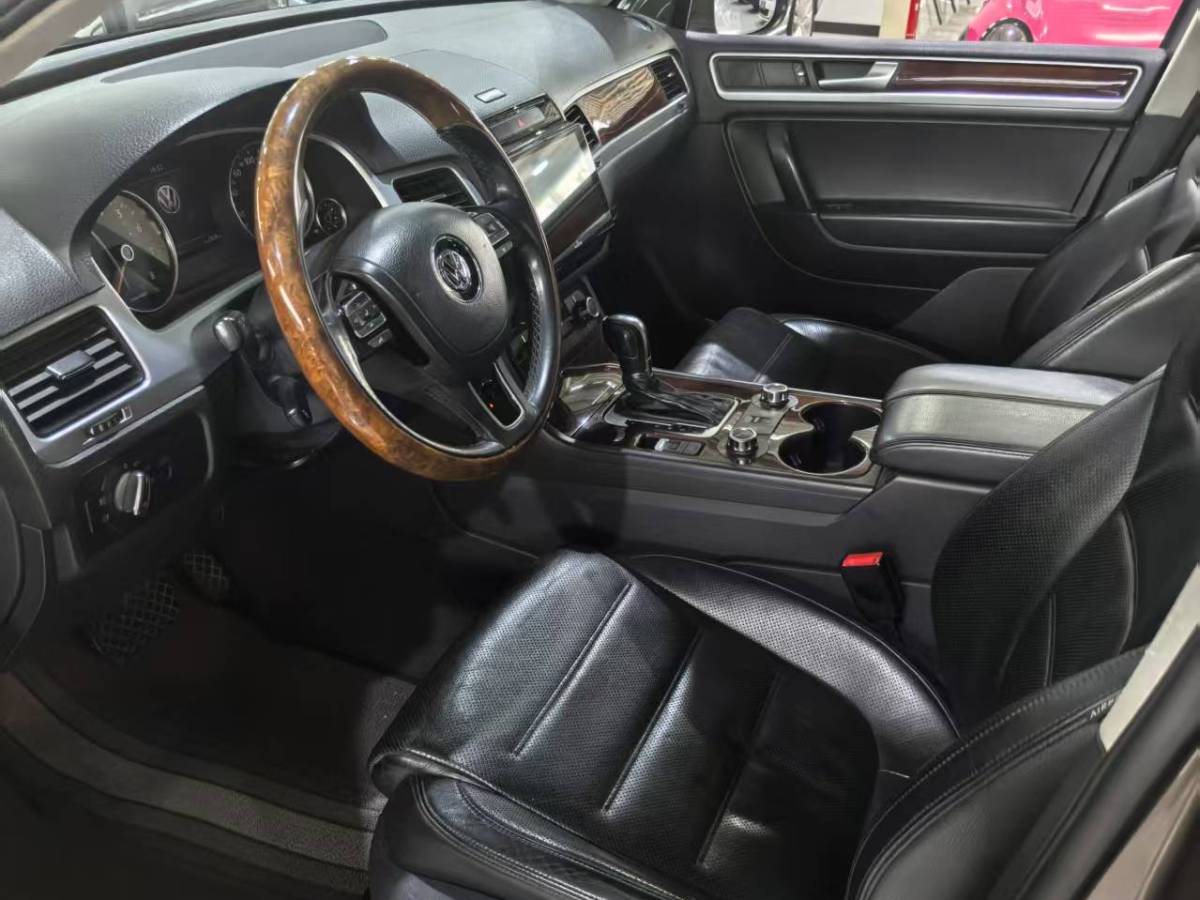 大眾 途銳  2011款 3.0TSI 舒適型圖片