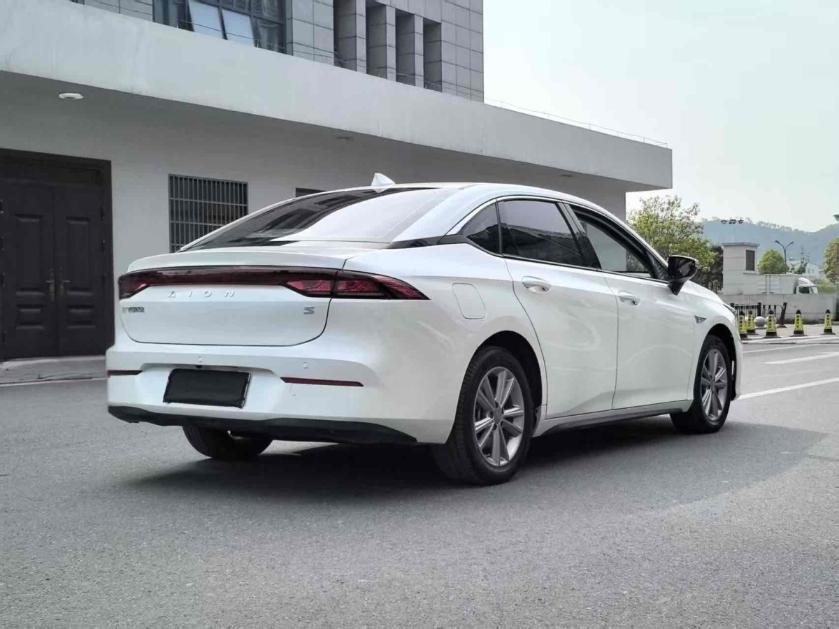 埃安 AION S  2022款 魅 580 Pio圖片